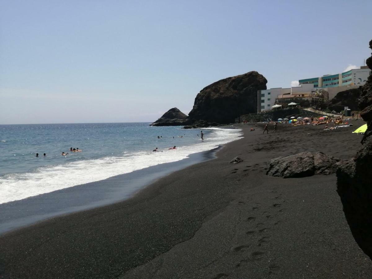 Blue Sea. Tony Frias. Las Eras. Arico - Tenerife. Arico el Nuevo Esterno foto